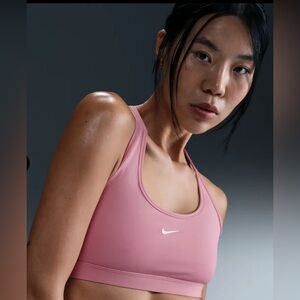 Nike Women's XL Swoosh Light Support Non-Padded Sports Bra in Elemental Pink